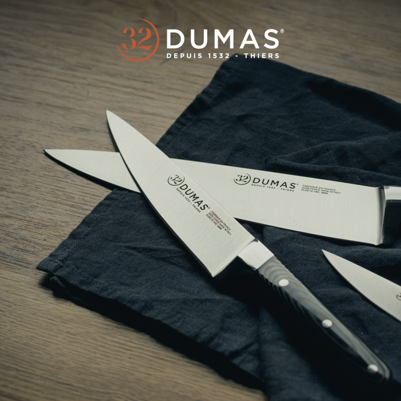 32 Dumas knives